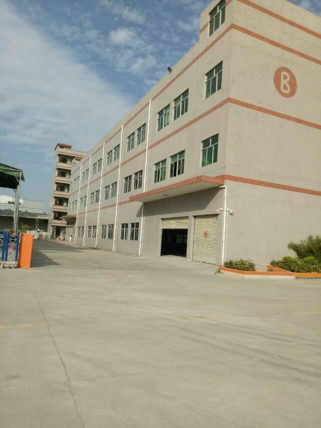 寮步镇工业区内独院标准厂房分租楼上1500平米出租