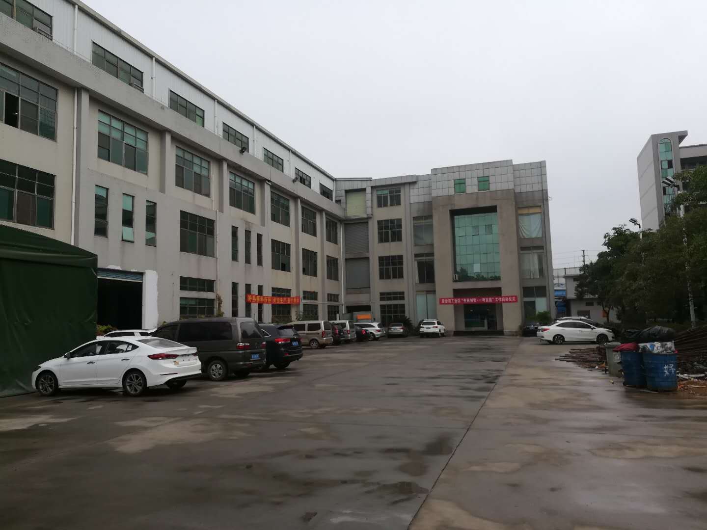东莞企石新出原房东独院标准厂房分租一楼2000平方厂房出租